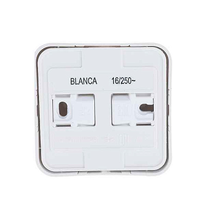 xегель Альфа Розетка о/у 1м с изол.пл. ЗК (250В, 16А) белый  РА16-113