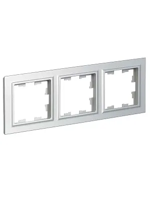 ИЭК Брайт Рамка  3-я РУ-3-БрА алюм. IEK