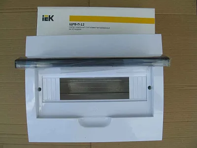 БОКС  ЩРВ-П (пласт.)12 мод.встр. (222x280x87) ИЭК