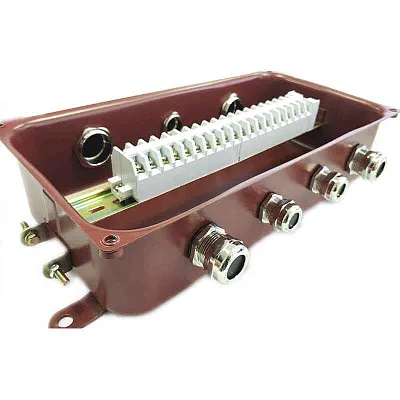 Коробка монтажная КМ 65-20 УХЛ1,5 IP65 латунный ввод ГОФРОМАТИК